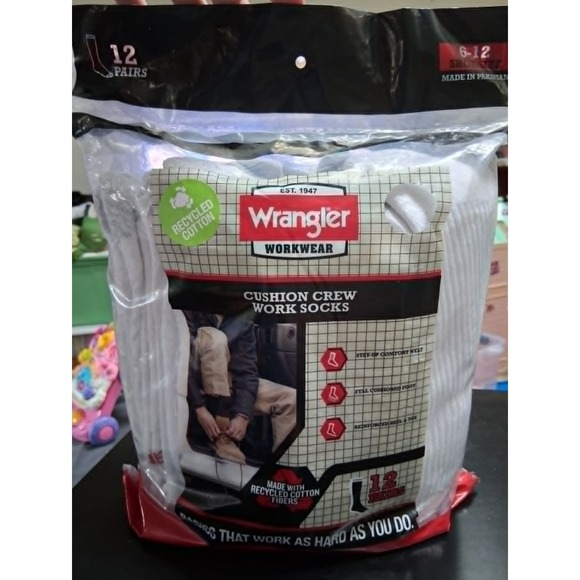 Wrangler Other - Wrangler Workwear Cushion Crew Work Socks Size 6-12 Shoe Size - 12 pairs